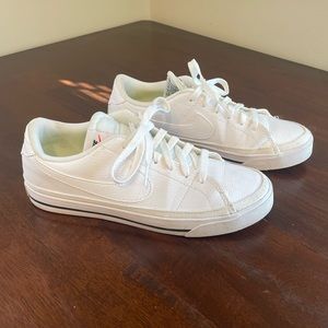 Nike court legacy shoes